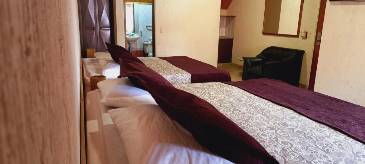 Hoteles Bogota Inn Colonial Kültér fotó