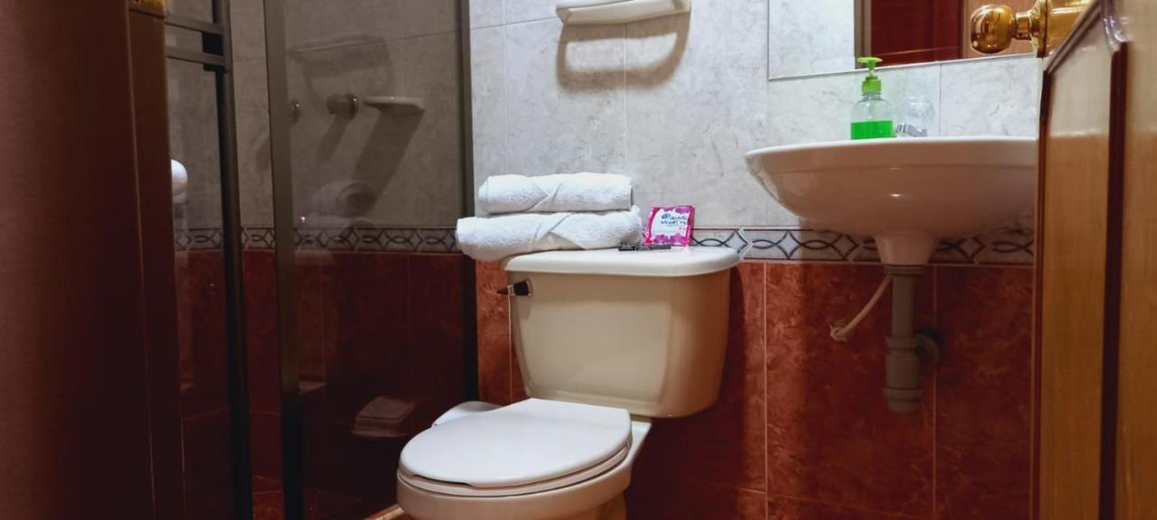 Hoteles Bogota Inn Colonial Kültér fotó