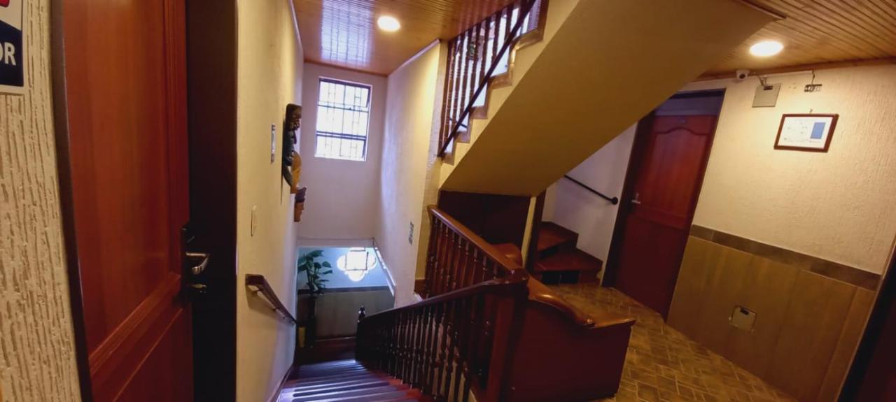 Hoteles Bogota Inn Colonial Kültér fotó