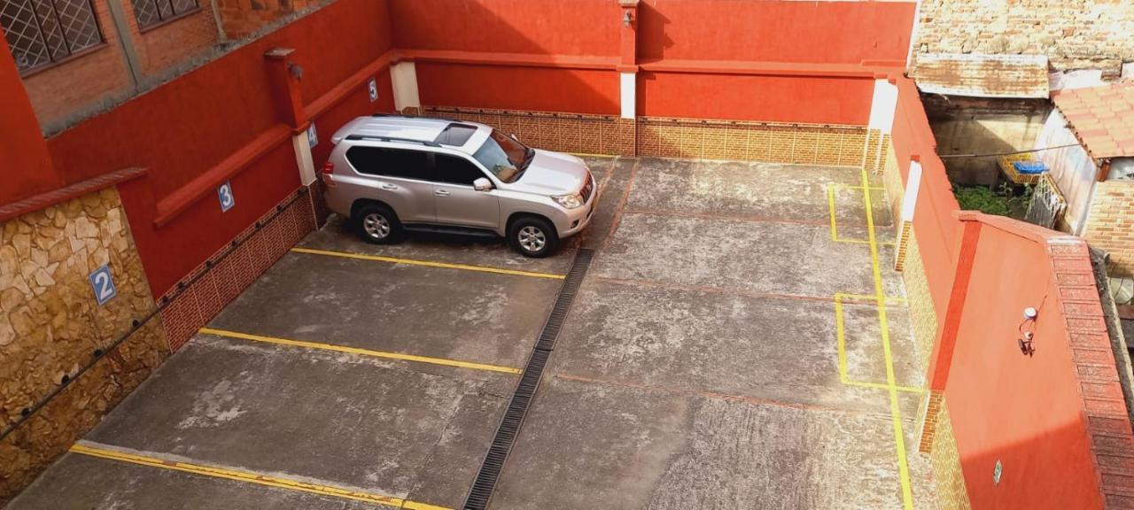 Hoteles Bogota Inn Colonial Kültér fotó